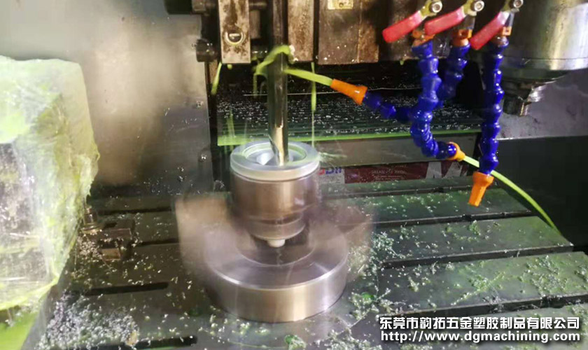 東莞機(jī)械加工如何測量加工精度